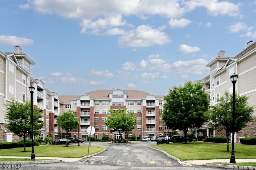 4301 Warrens Way, Wanaque Boro, NJ 07465 — exterior