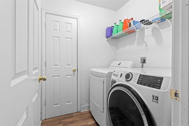 48 Crestview Court, Powder Springs, GA 30127