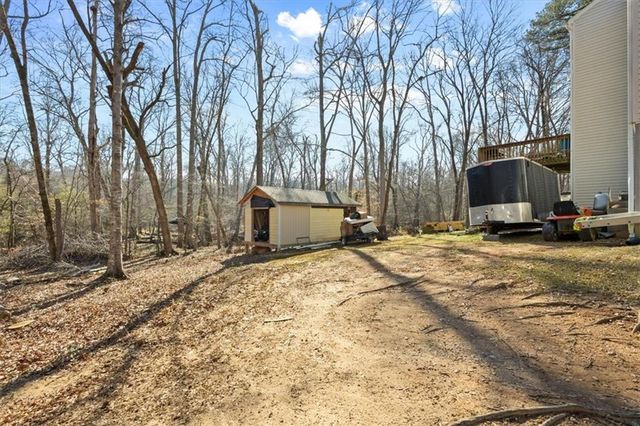 48 Crestview Court, Powder Springs, GA 30127