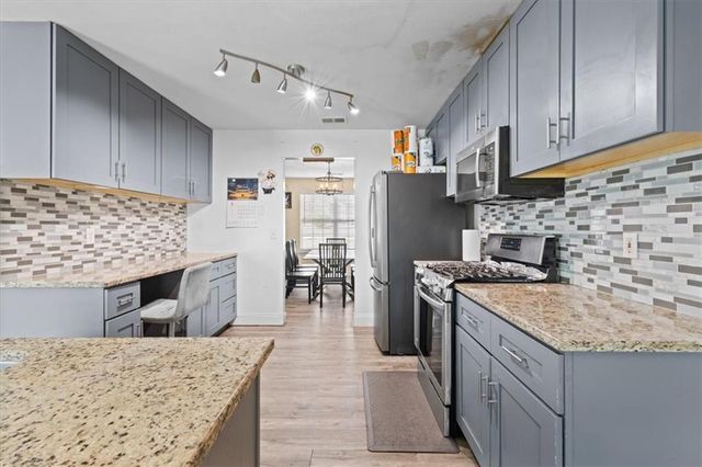 48 Crestview Court, Powder Springs, GA 30127