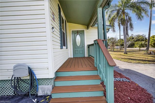 12691 Water LN, Fort Myers, FL 33908