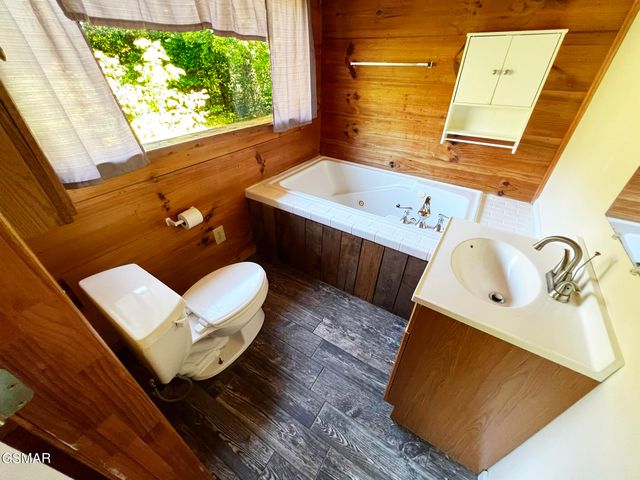 107 Mountain View Drive, Sevierville, TN 37862