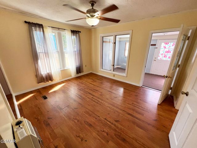 107 Mountain View Drive, Sevierville, TN 37862