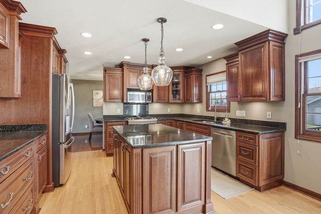 10106 Belmont Court, St. John, IN 46373