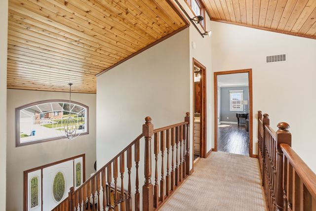 10106 Belmont Court, St. John, IN 46373