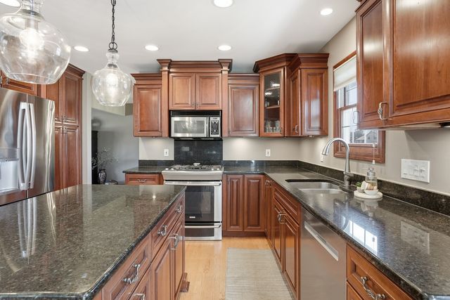 10106 Belmont Court, St. John, IN 46373