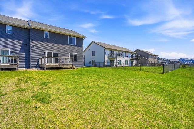 1127 Mary Lane, North Liberty, IA 52317