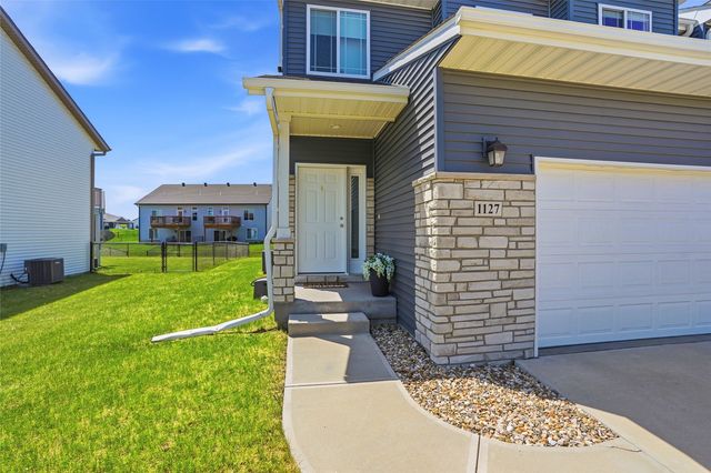1127 Mary Lane, North Liberty, IA 52317
