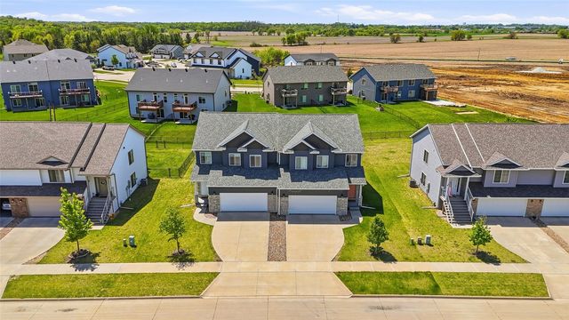 1127 Mary Lane, North Liberty, IA 52317