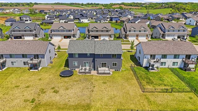 1127 Mary Lane, North Liberty, IA 52317