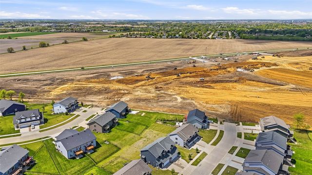 1127 Mary Lane, North Liberty, IA 52317