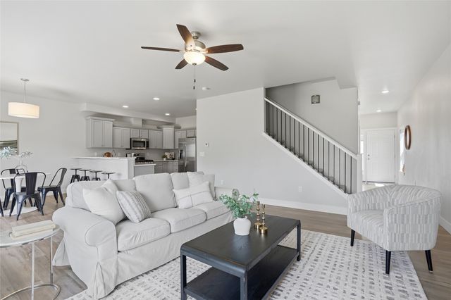 1127 Mary Lane, North Liberty, IA 52317