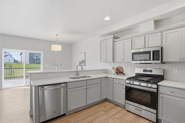 1127 Mary Lane, North Liberty, IA 52317