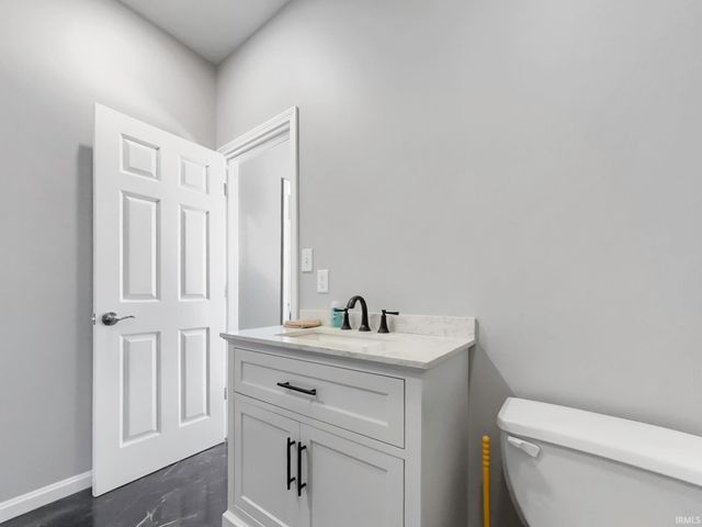 11308 Kramers Drive, Evansville, IN 47712