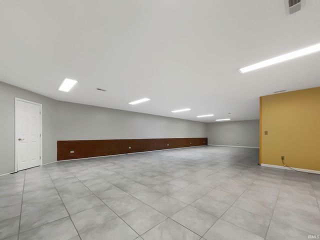 11308 Kramers Drive, Evansville, IN 47712