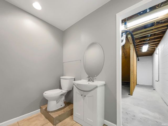 11308 Kramers Drive, Evansville, IN 47712