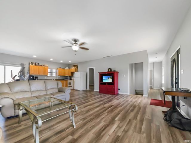 11308 Kramers Drive, Evansville, IN 47712