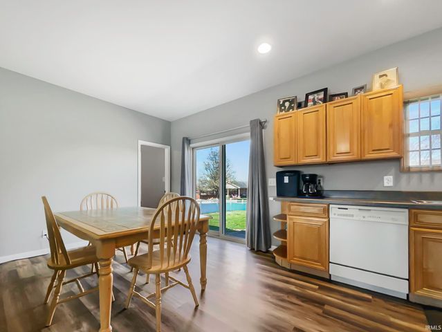 11308 Kramers Drive, Evansville, IN 47712