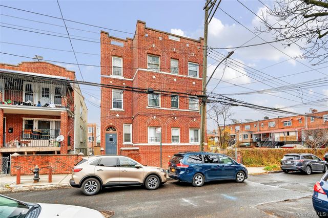 759 E 221st Street, Bronx, NY 10467