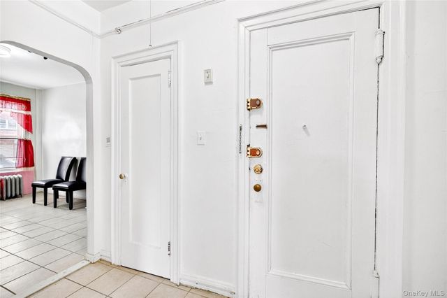 759 E 221st Street, Bronx, NY 10467
