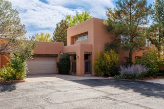 2708 Herradura C, Santa Fe, NM 87505