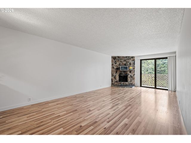 312 HUNINGTON Ave, Eugene, OR 97405