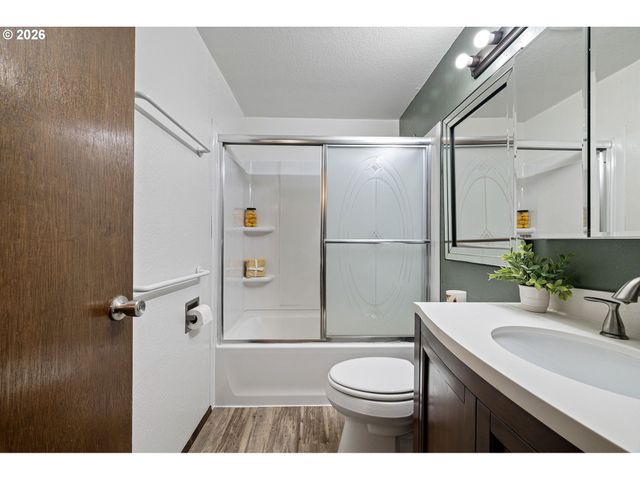 312 HUNINGTON Ave, Eugene, OR 97405