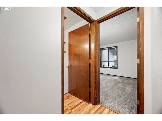 312 HUNINGTON Ave, Eugene, OR 97405