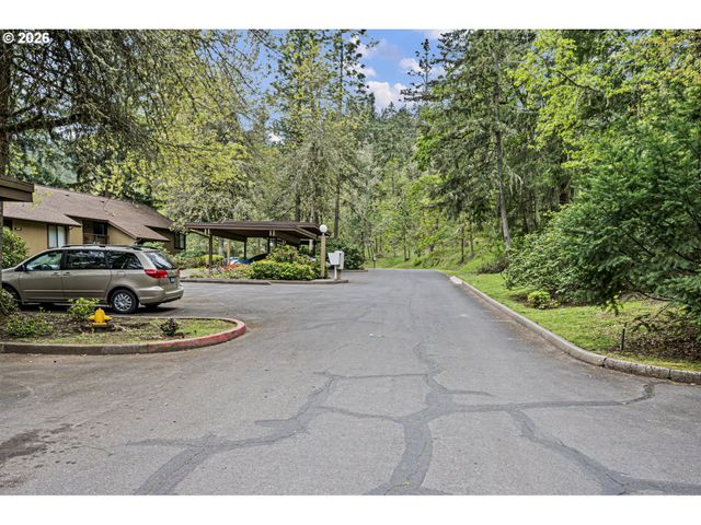 312 HUNINGTON Ave, Eugene, OR 97405