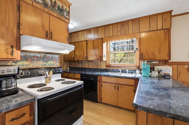 1266 Ford Road, Warne, NC 28909