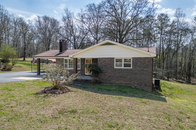1266 Ford Road, Warne, NC 28909