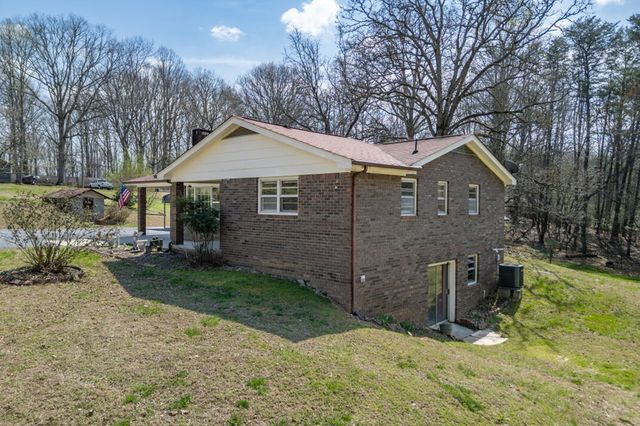 1266 Ford Road, Warne, NC 28909