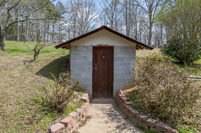 1266 Ford Road, Warne, NC 28909