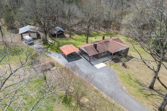 1266 Ford Road, Warne, NC 28909