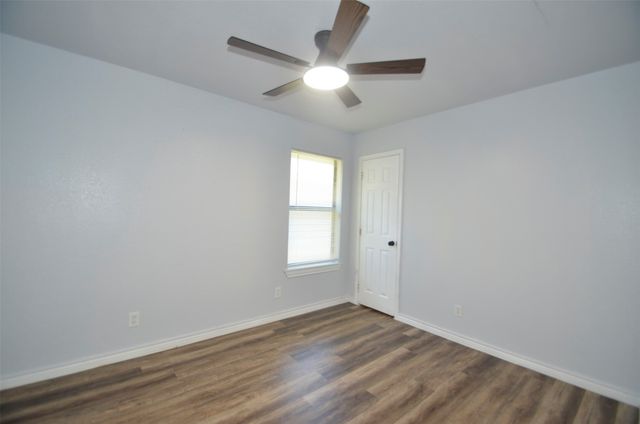 501 15th Street, Honey Grove, TX 75446