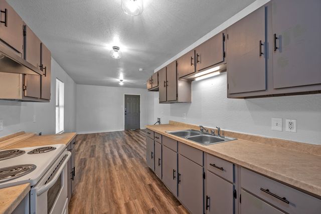 501 15th Street, Honey Grove, TX 75446