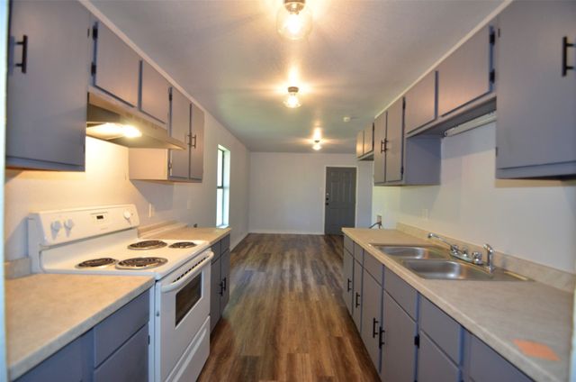 501 15th Street, Honey Grove, TX 75446
