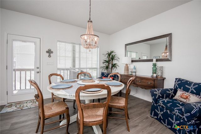 1504 W Bayshore Drive, Palacios, TX 77465