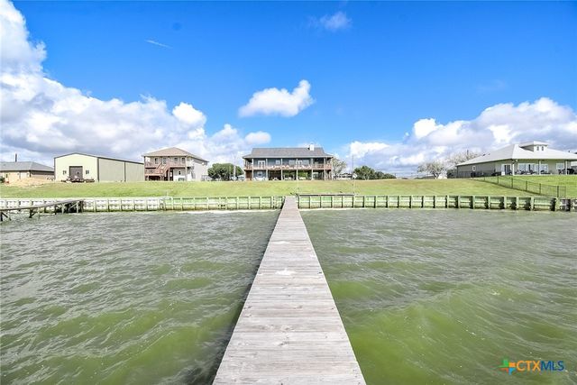 1504 W Bayshore Drive, Palacios, TX 77465
