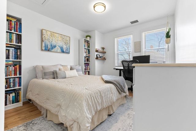 12 Pickett St H, Beverly, MA 01915