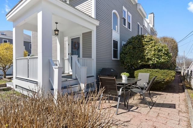 12 Pickett St H, Beverly, MA 01915