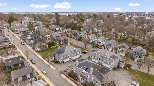 12 Pickett St H, Beverly, MA 01915