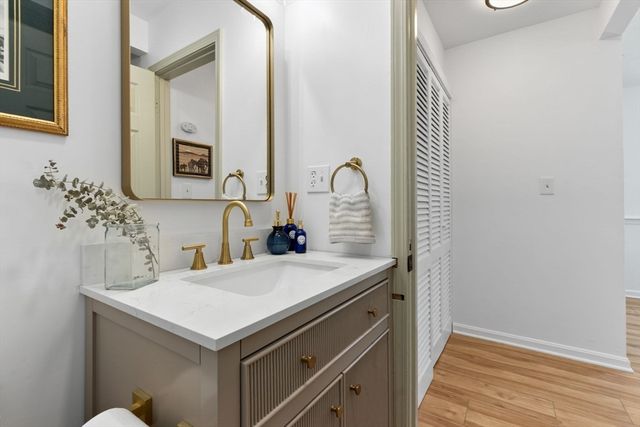 12 Pickett St H, Beverly, MA 01915