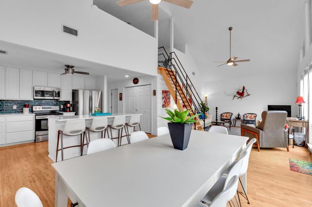 23901 Redbird TRL, Marble Falls, TX 78654