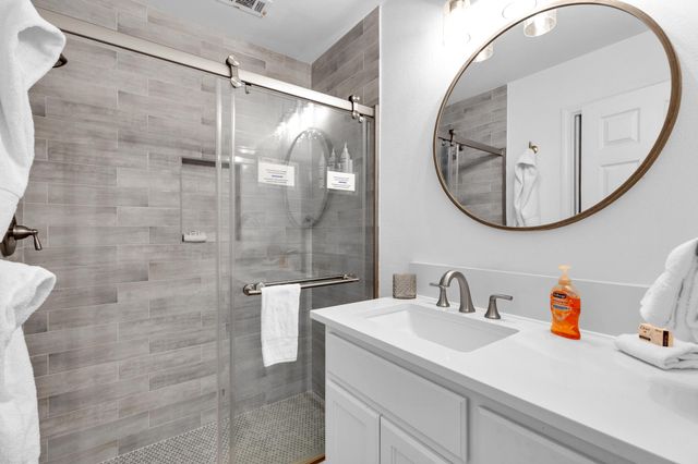 23901 Redbird TRL, Marble Falls, TX 78654