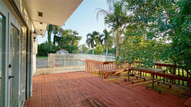 9220 SW 103rd Ave, Miami, FL 33176