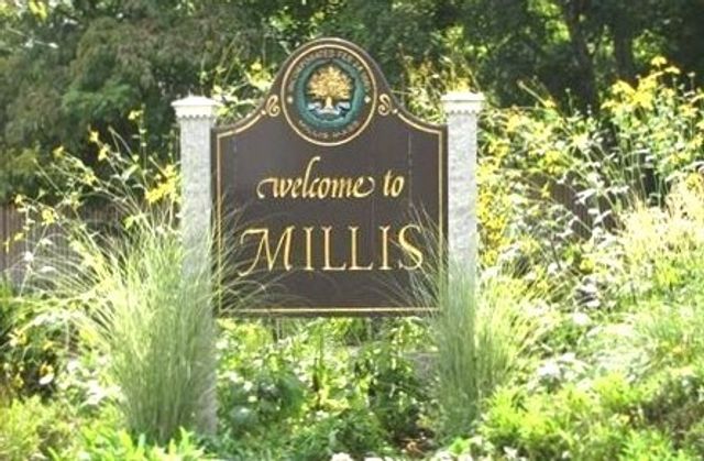 164 Ridge Street, Millis, MA 02054