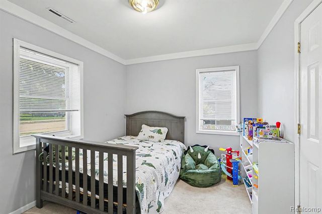 30212 Beechwood Street, Garden City, MI 48135