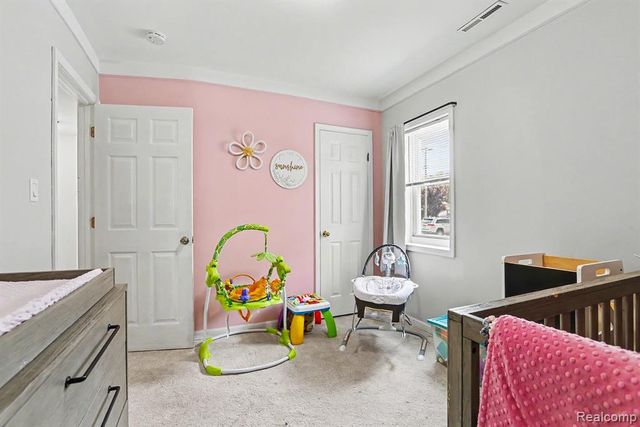 30212 Beechwood Street, Garden City, MI 48135