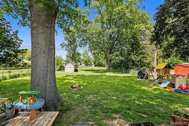 30212 Beechwood Street, Garden City, MI 48135